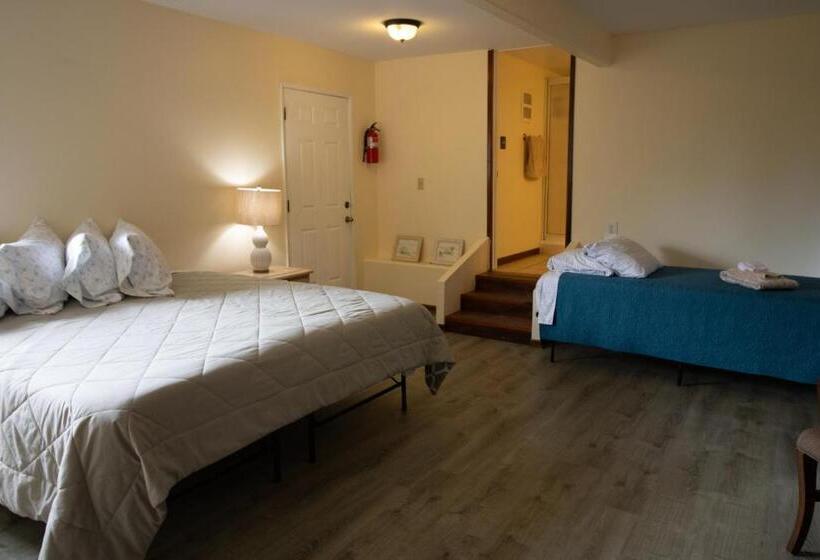 Семейный Номер, Hawaii Island Resort