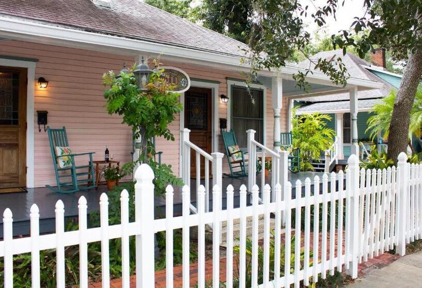 منزل غرفة نوم واحدة, Sweetwater Branch Inn