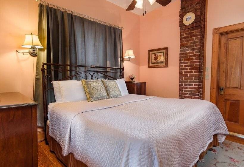 Дом 1 Спальня, Sweetwater Branch Inn