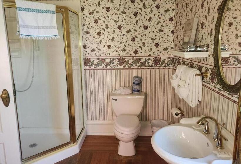 디럭스 스위트 킹 침대, Greystone Manor Bed & Breakfast