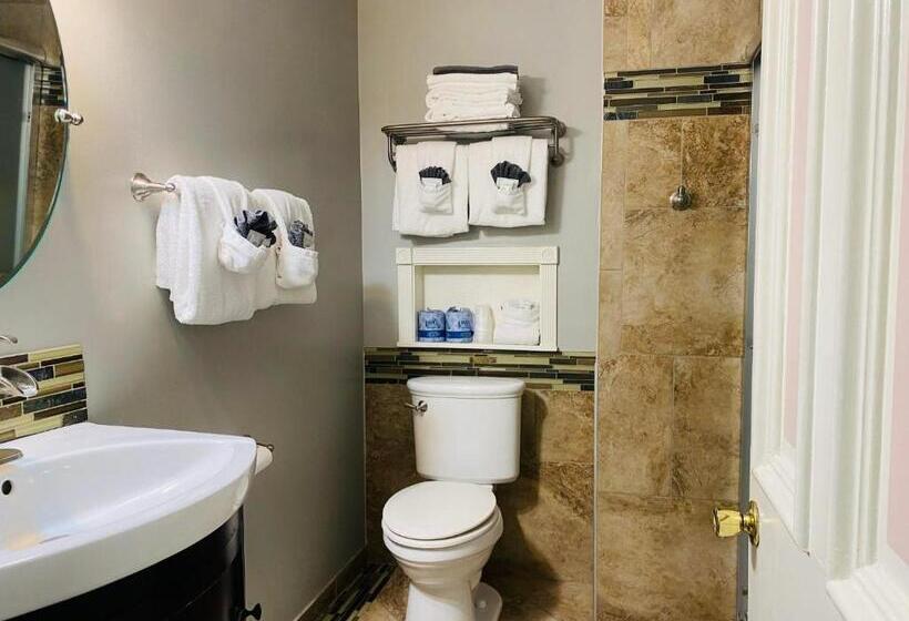 패밀리 룸 가든 전망, Greystone Manor Bed & Breakfast