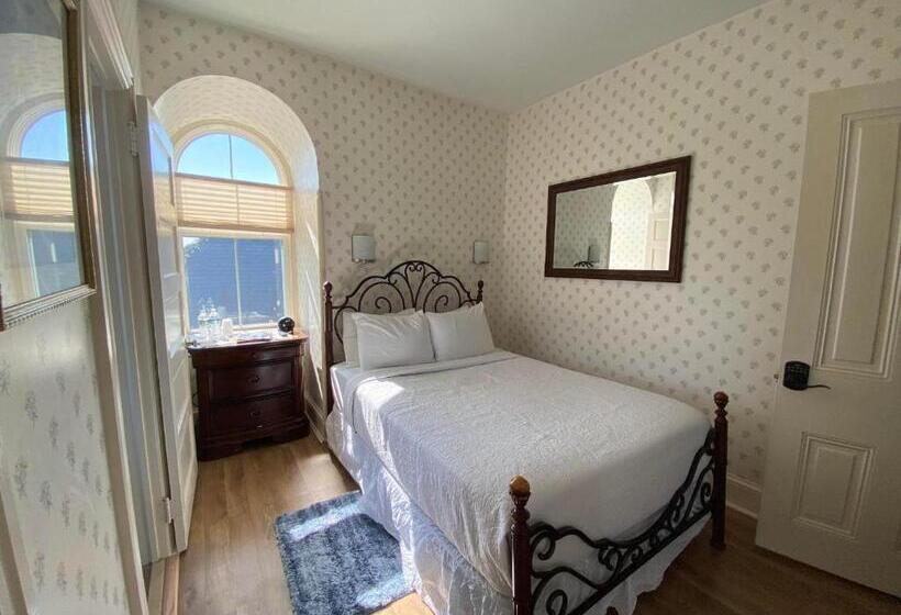 이코노미 룸, Greystone Manor Bed & Breakfast