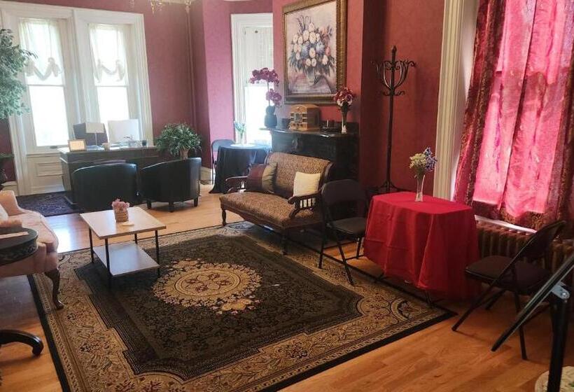 이코노미 룸, Greystone Manor Bed & Breakfast