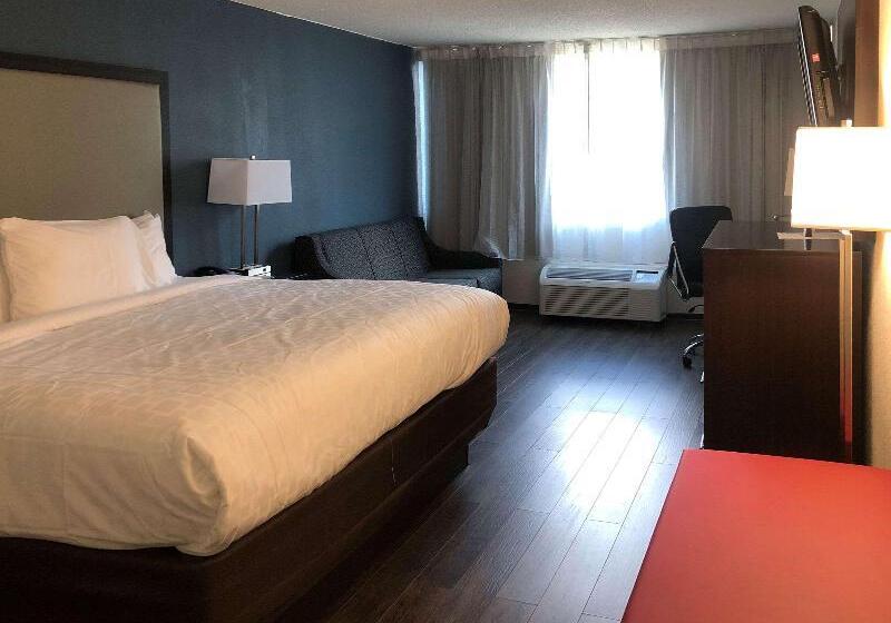 带大床的标准间, Clarion Hotel Conference Center