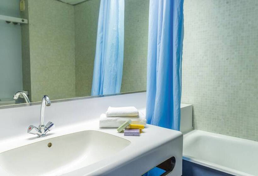 プールの見える1ベッドルームアパートメント, Lagrange Vacances Le Lydia Playa