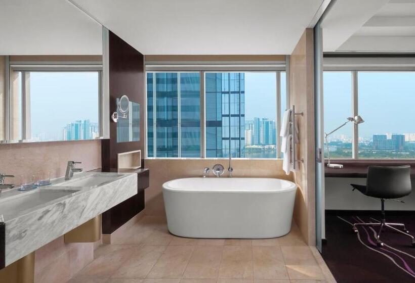 سوئیت با تخت بزرگ, Le Méridien Saigon