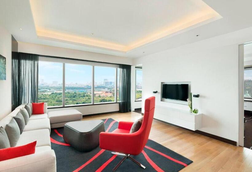 キングサイズベッドのスイートルーム, Le Méridien Saigon