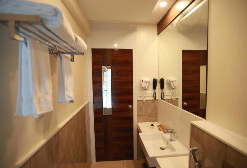 Номер Deluxe, Park Elanza Chennai