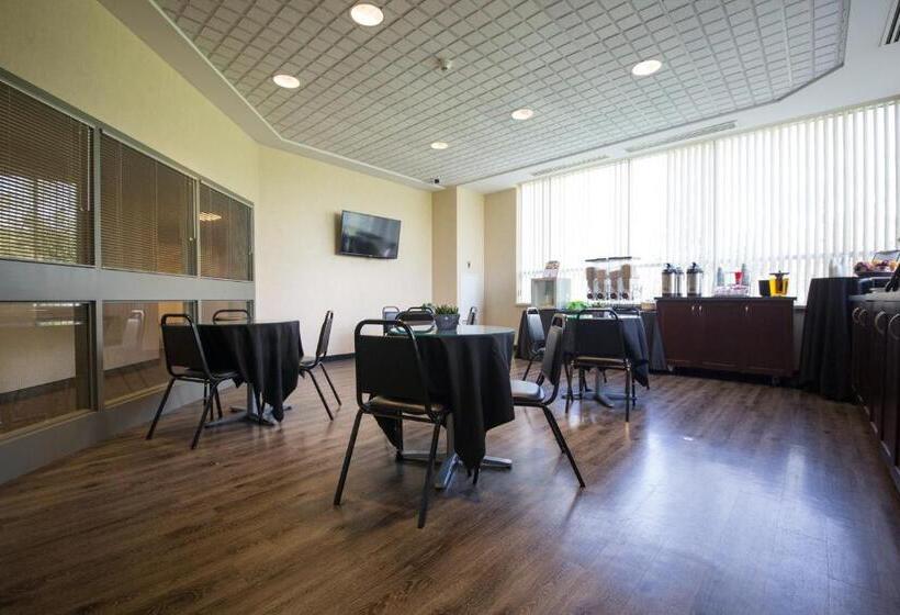 带2个卧室的套房, Residence & Conference Centre   Windsor