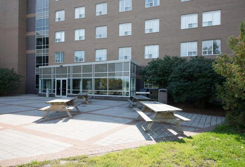 带2个卧室的套房, Residence & Conference Centre   Windsor