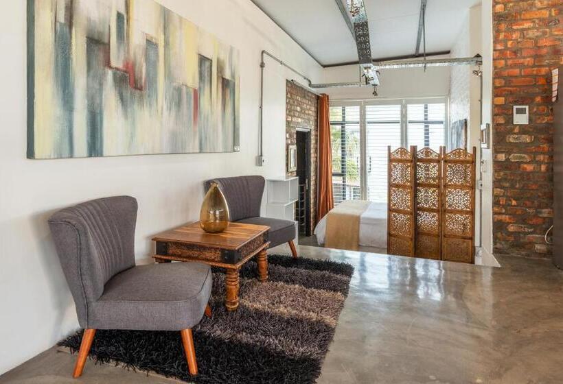 סוויטה דלוקס, Sunset Loft