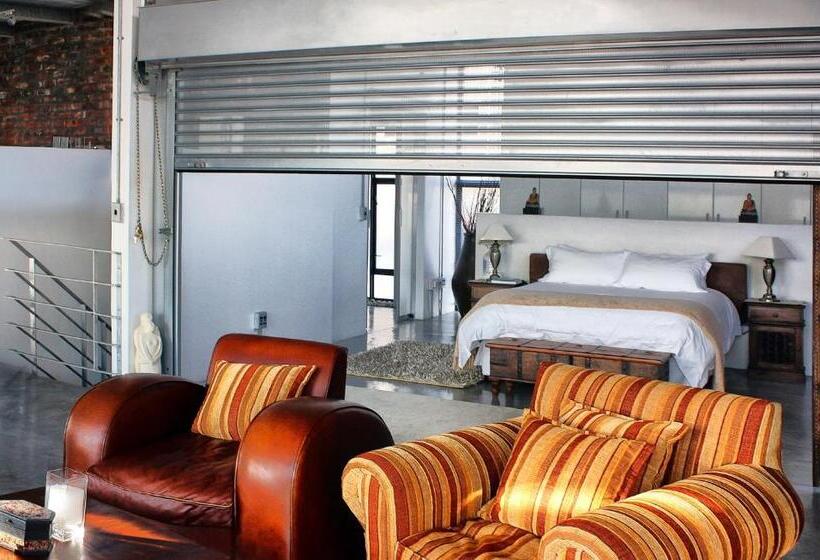 סוויטה דלוקס, Sunset Loft