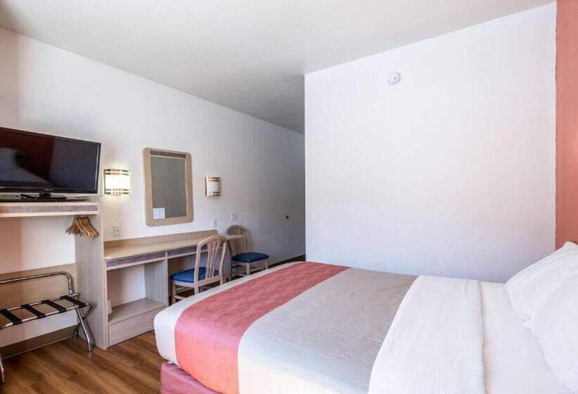 غرفة قياسية لذوى الاحتياجات الخاصة, Motel 6 Ruidoso, Nm