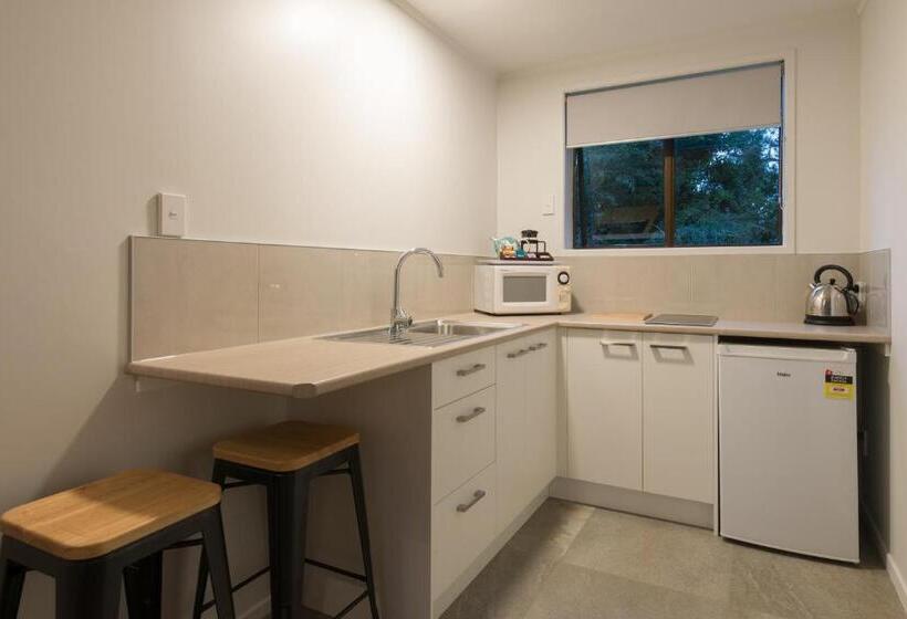 Студио Базик, Stay Kerikeri Boutique Apartments And Studios