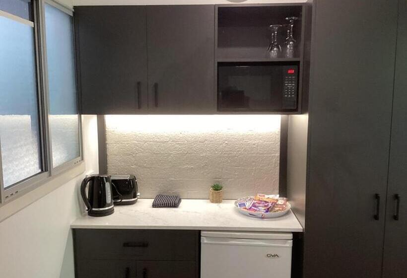 חדר סטנדרט עם מיטת קווין, Tiarri Terrigal