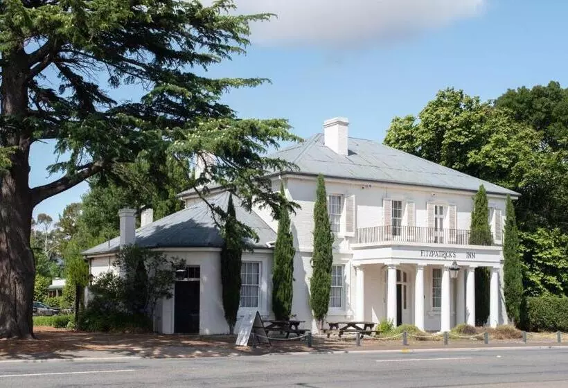 ４ベッドルームハウス, Fitzpatricks Inn