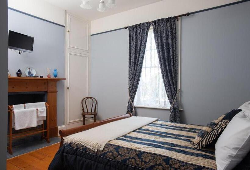 בית, 4 חדרי שינה, Fitzpatricks Inn