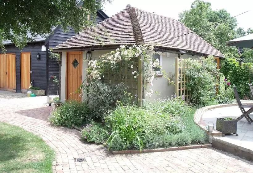 スタンダードルーム, Wilderness B&b 3 Self Contained Rooms Nr Sissinghurst