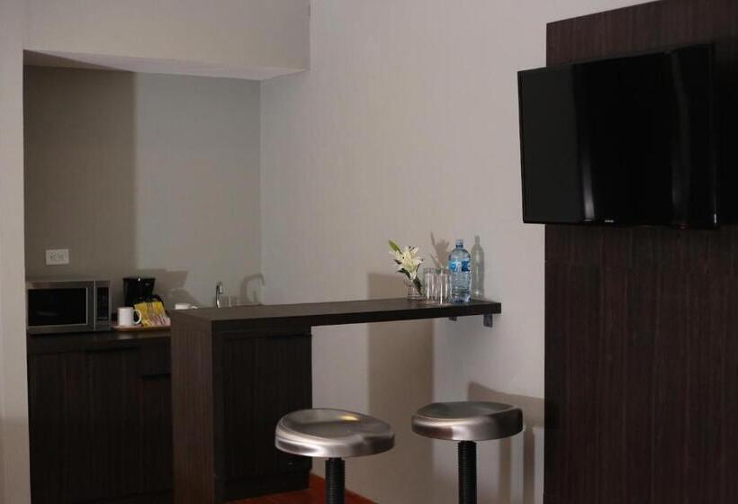 جناح عائلي, Aranjuez Hotel & Suites