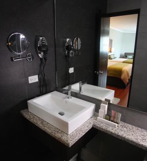 جناح عائلي, Aranjuez Hotel & Suites