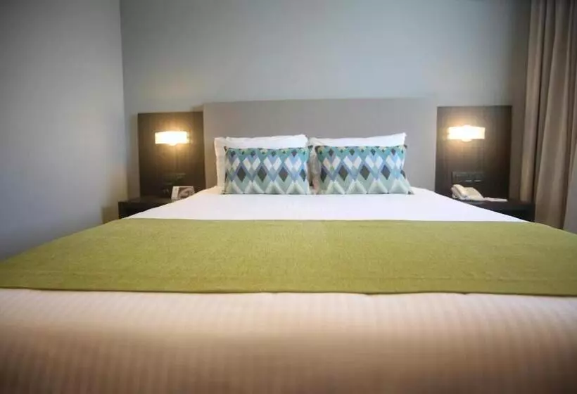 اتاق لوکس, Aranjuez Hotel & Suites