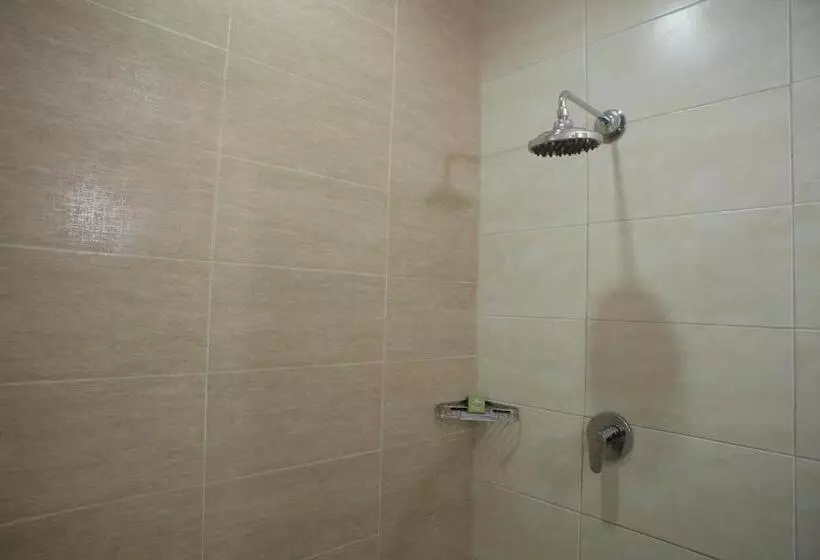 سوییت جونیور اجرایی, Aranjuez Hotel & Suites