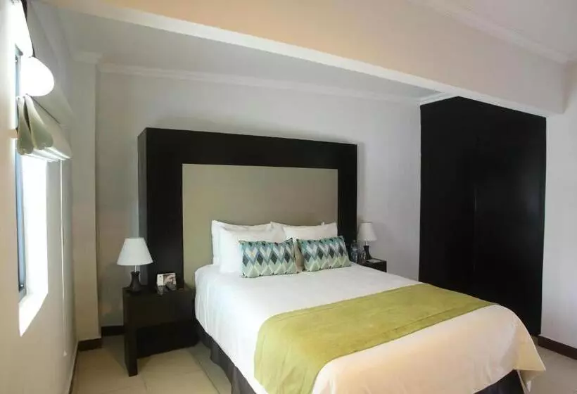 اتاق استاندارد, Aranjuez Hotel & Suites