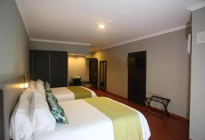 اتاق استاندارد, Aranjuez Hotel & Suites