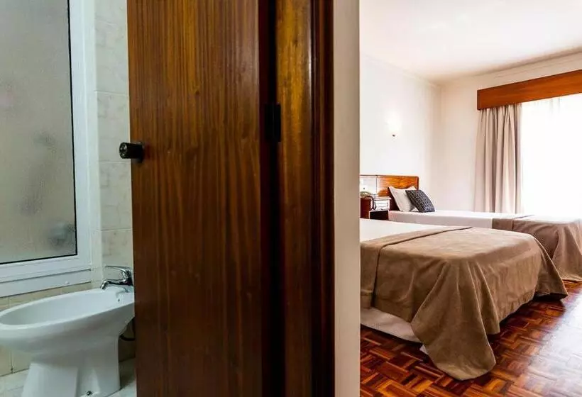 اتاق استاندارد سه نفره, Dona Amélia Hotel by Ridan Hotels