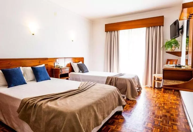 اتاق استاندارد سه نفره, Dona Amélia Hotel by Ridan Hotels