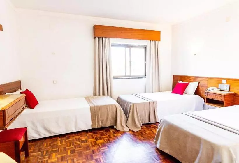 اتاق استاندارد سه نفره, Dona Amélia Hotel by Ridan Hotels