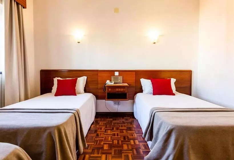 اتاق استاندارد سه نفره, Dona Amélia Hotel by Ridan Hotels