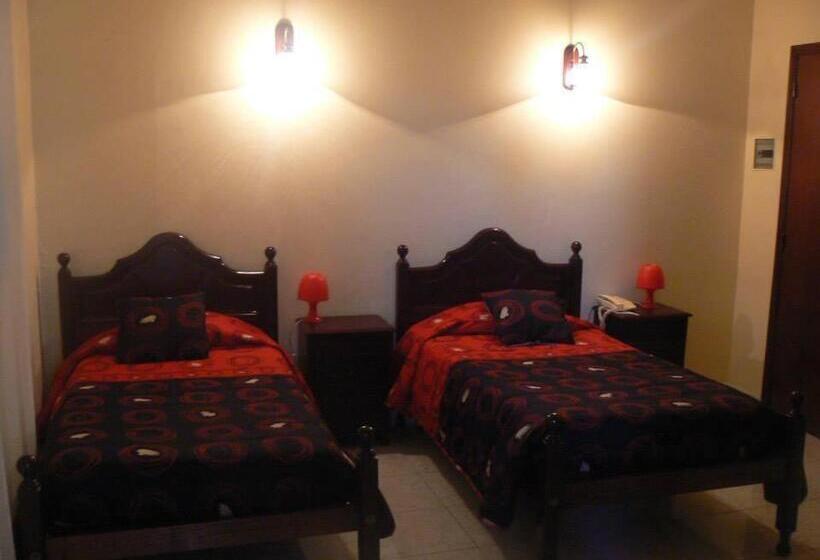 اتاق استاندارد, Hospedaria Jsf