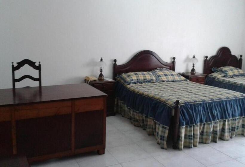 اتاق استاندارد, Hospedaria Jsf