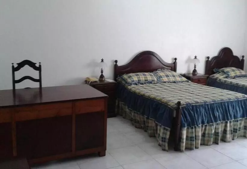 اتاق استاندارد, Hospedaria Jsf
