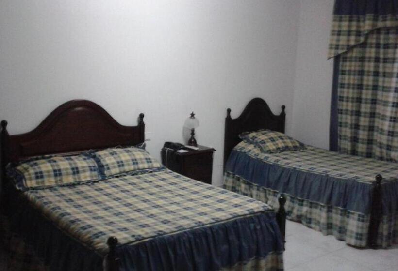 اتاق استاندارد, Hospedaria Jsf