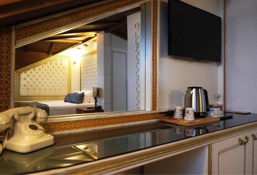 Camera Superiore con Terrazza, Castle Old Town