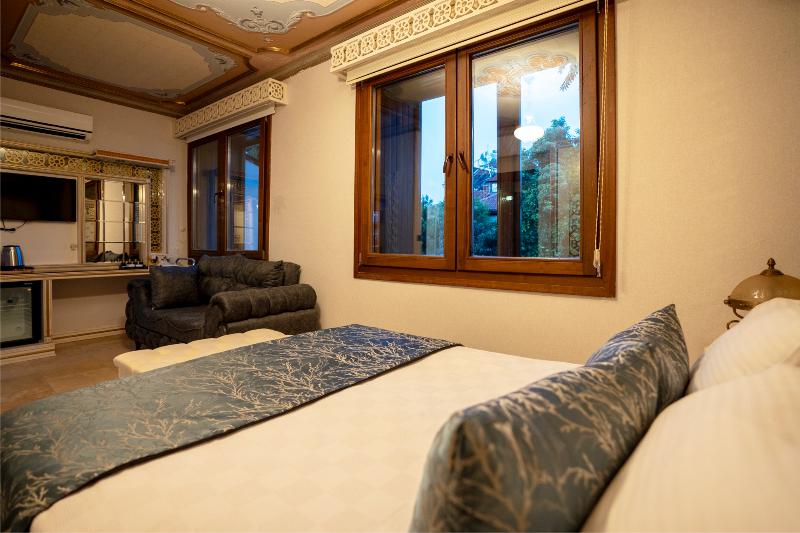 Deluxe Room, Castle Old Town