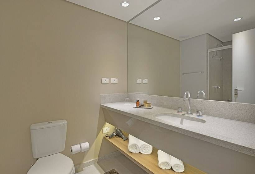 חדר דלוקס, Deville Prime Campo Grande