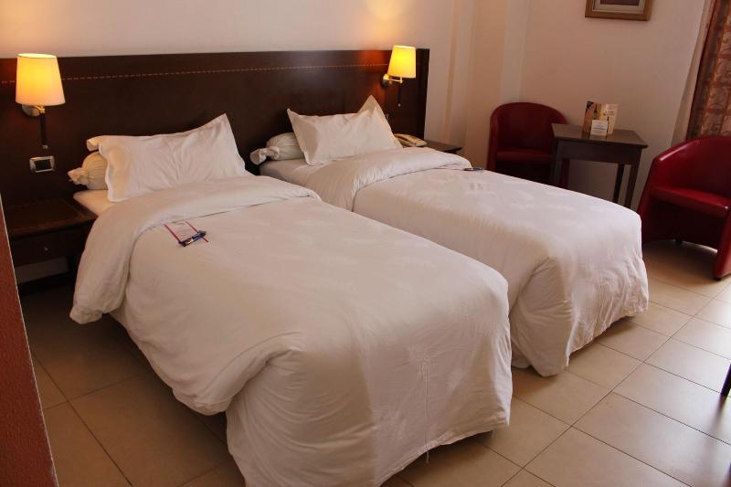 اتاق استاندارد, Djeuga Palace