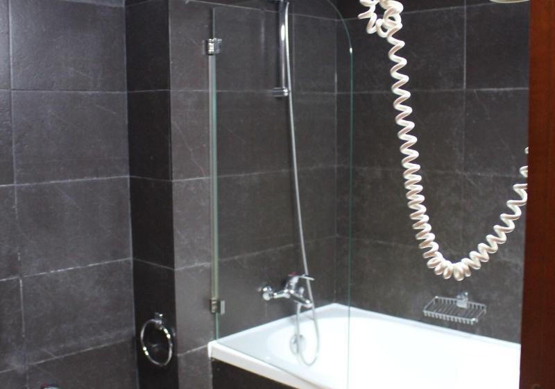 اتاق استاندارد, Djeuga Palace