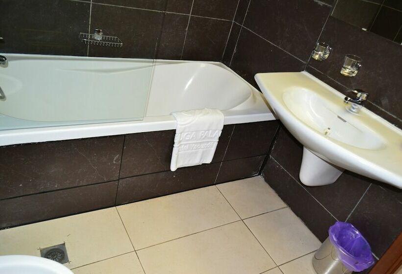 اتاق استاندارد, Djeuga Palace