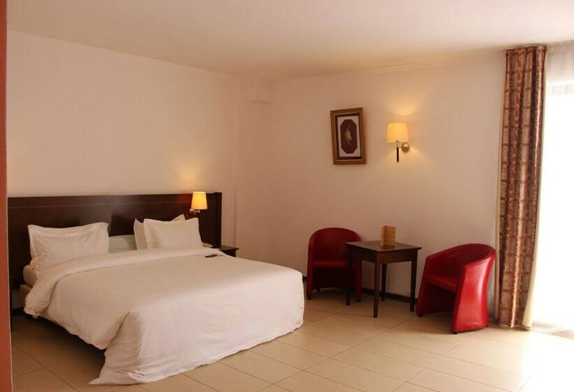 سوییت جونیور, Djeuga Palace