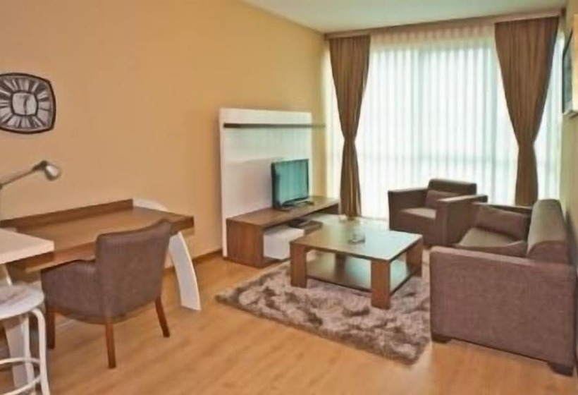 سوییت لوکس, Ekinci Residence