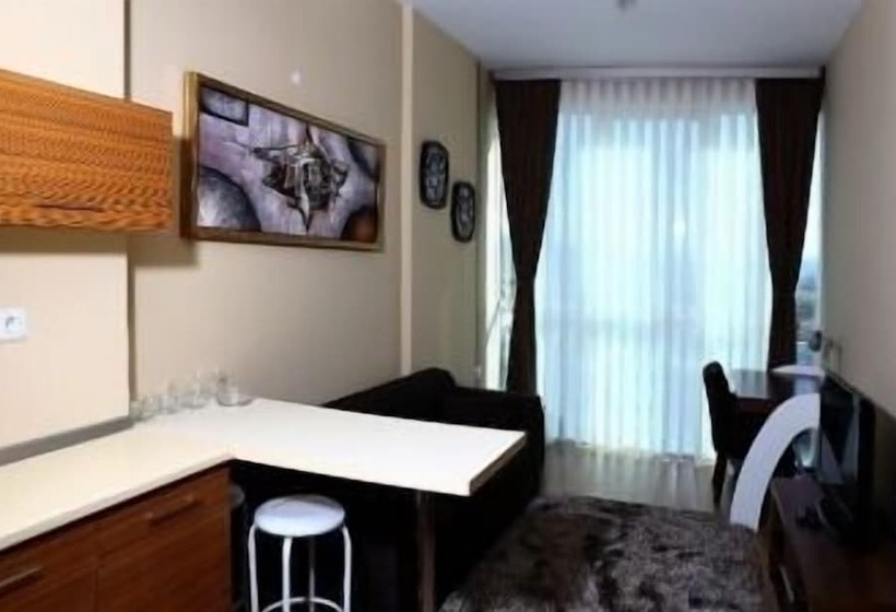 デラックススイート, Ekinci Residence