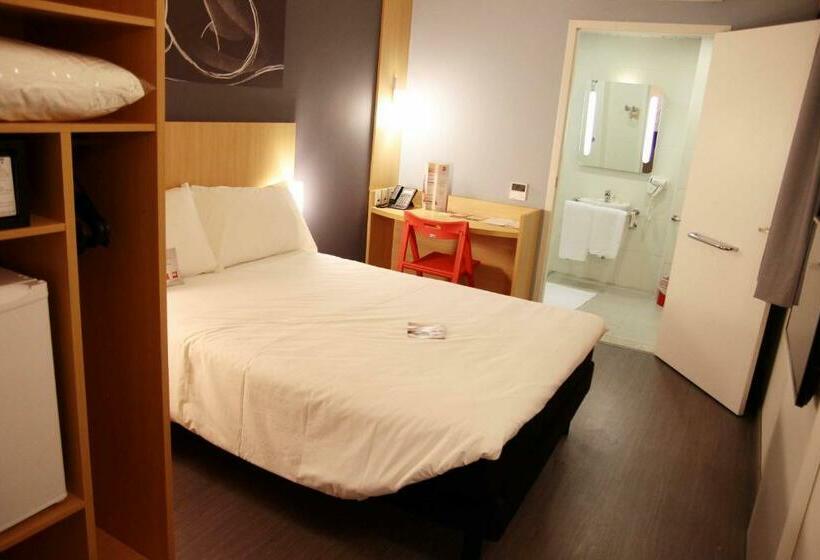 Quarto Estandar, Ibis Mogi Das Cruzes Shopping