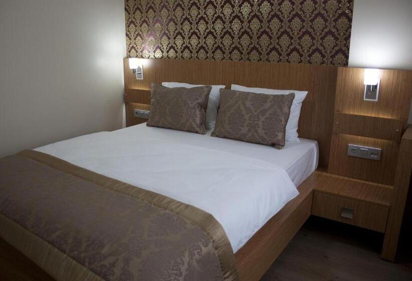 Economy Zimmer, Istanbul Central