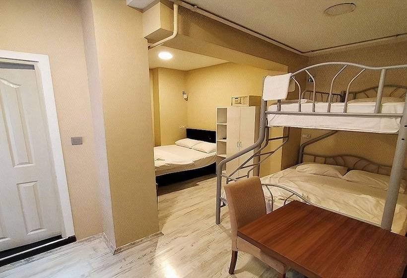 Familienzimmer, Istanbul Central