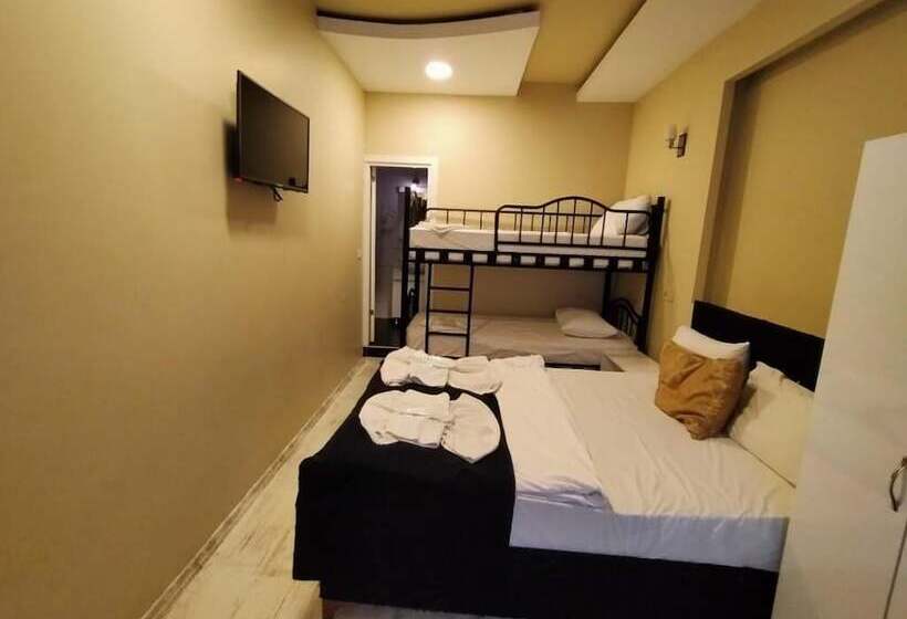 Familienzimmer, Istanbul Central