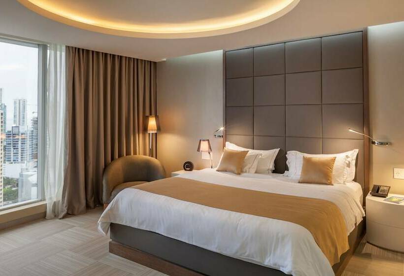 جناح جونيور مطل على المدينة, Las Americas Golden Tower Panama